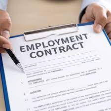 The company may specify a number of other matters in the employment contract, such as "the management rights of the company".